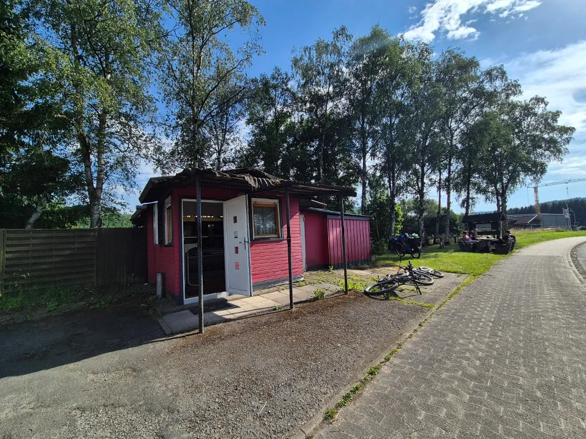 BookNoFees: Reštaurácia – Imbiss Aue – Bad Berleburg – Imbiss Aue, fotka 1