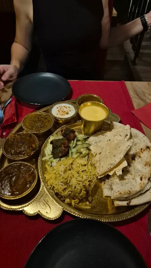 BookNoFees: Reštaurácia – Masala Darbar – Bratislava – Súd pozostatkov, fotka 2