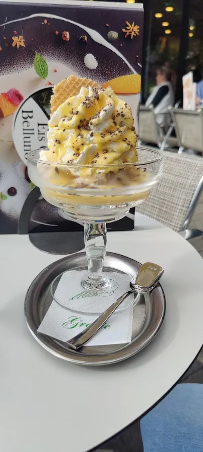 BookNoFees: Reštaurácia – Eiscafé Belluno – Netphen – Eiscafé Belluno, fotka 2