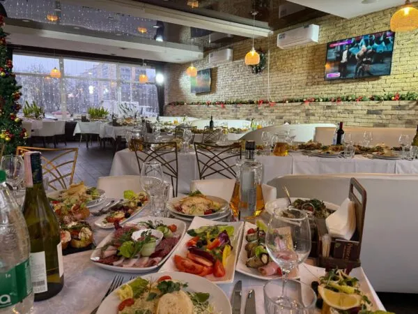 BookNoFees: Kaviareň – Prime Cafe – Minsk – Prime Cafe, fotka 3