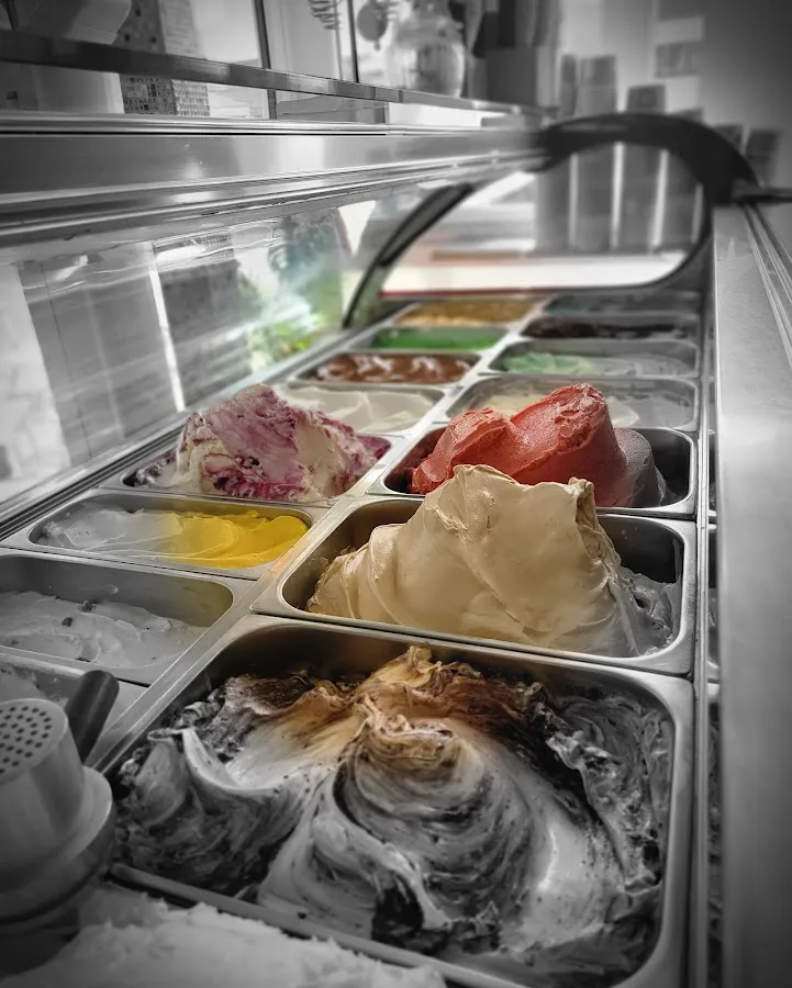 BookNoFees: Zmrzlina – Eiscafé Sergio Maschio – Olsberg – Eiscafé Sergio Maschio, fotka 1