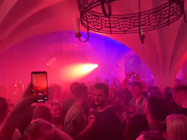 BookNoFees: Reštaurácia – Ratskeller Recklinghausen – Recklinghausen – Ratskeller Recklinghausen, fotka 2