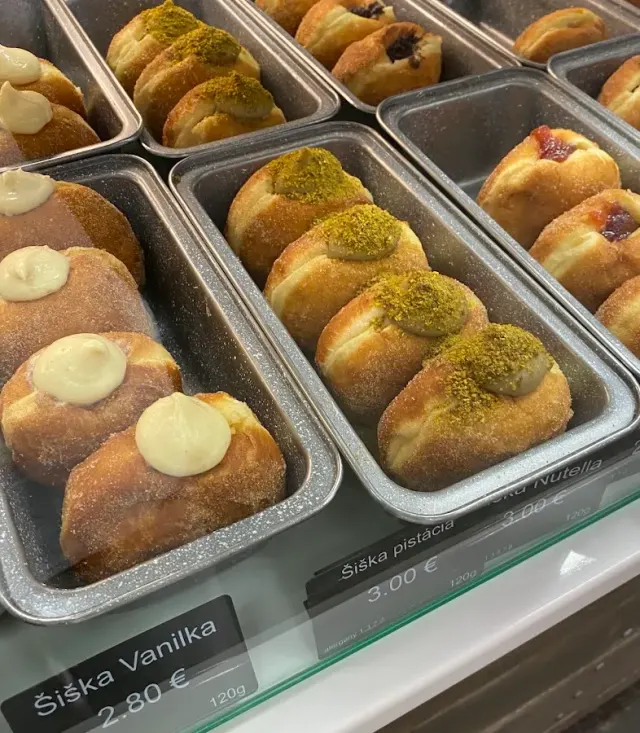 BookNoFees: Pekáreň – Šiškáreň - Pekáreň – Bratislava – Šiškáreň - Pekáreň, fotka 2