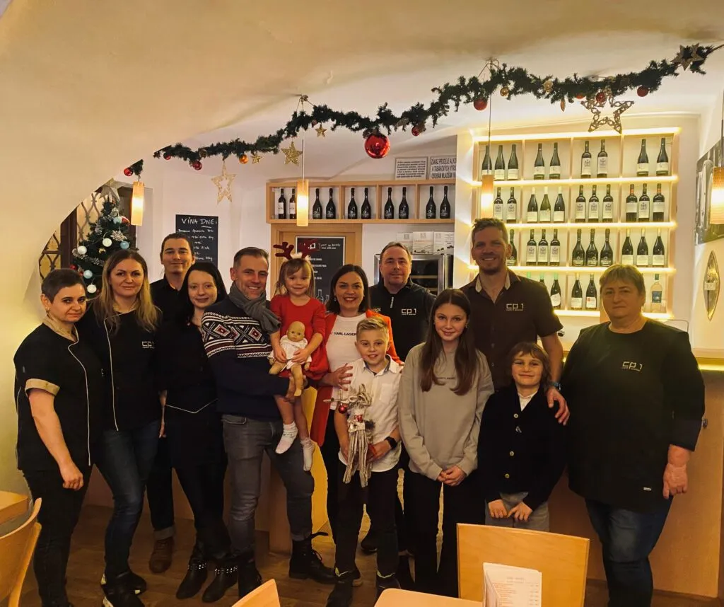 BookNoFees: Kaviareň – CP1 Café – Prague – CP1 Káva, fotka 1
