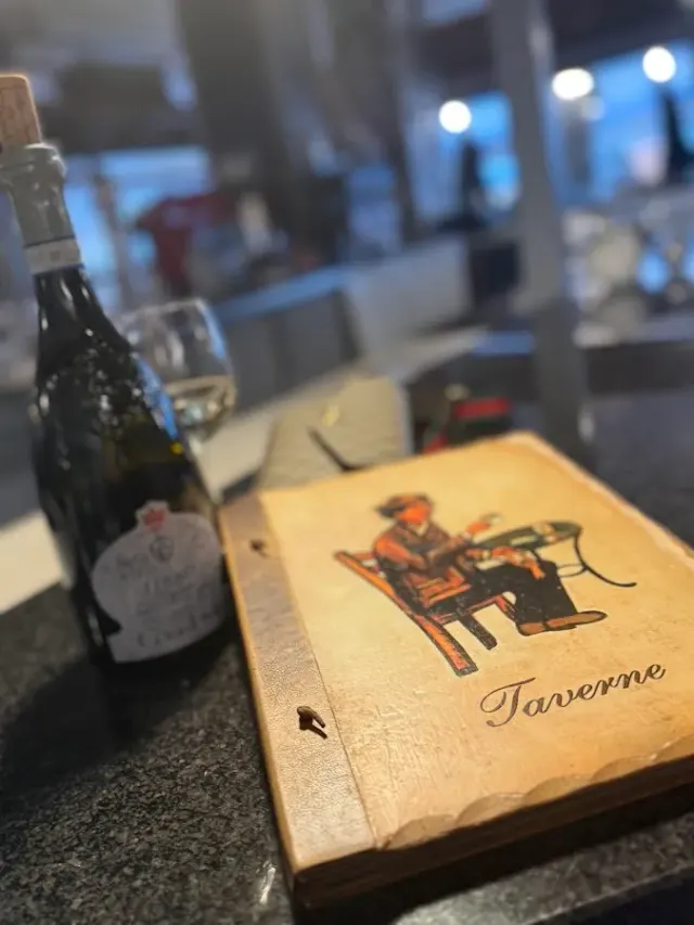 BookNoFees: Reštaurácia – Nico's Taverne – Recklinghausen – Nicoho taverna, fotka 2