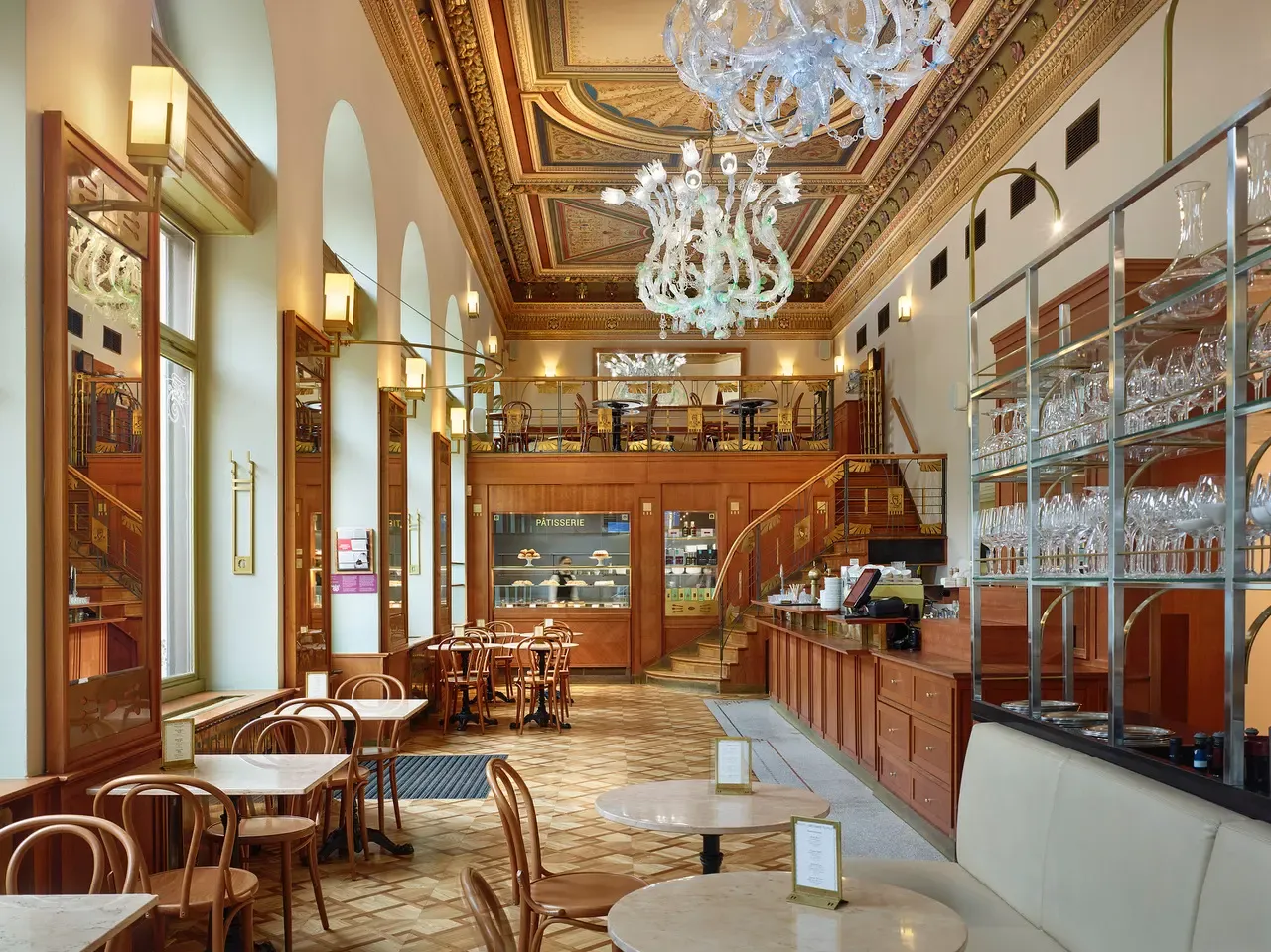 BookNoFees: Reštaurácia – Café Savoy – Prague – Kaviareň Savoy, fotka 1