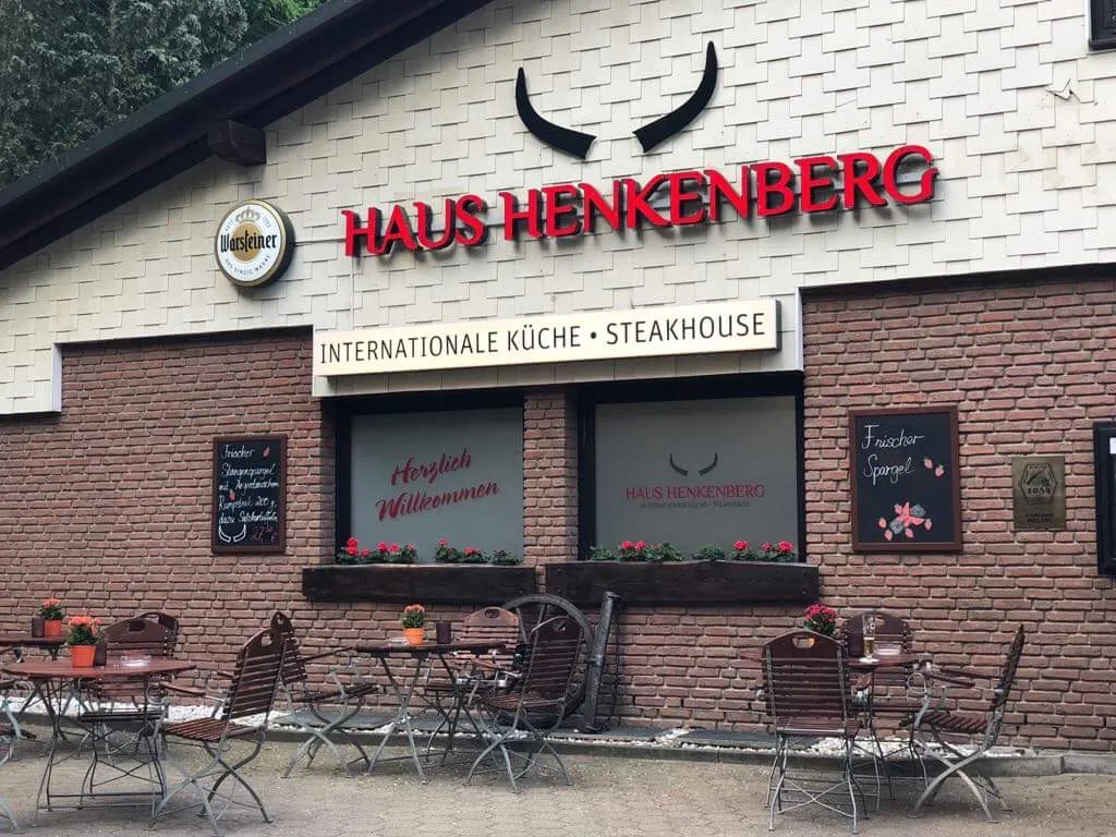 BookNoFees: Reštaurácia – Haus Henkenberg – Bochum – Dom Henkenberg, fotka 1