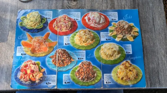 BookNoFees: Reštaurácia – Eiscafe Dolomiti – Herne – Kaviareň Dolomiti, fotka 2