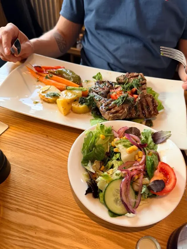 BookNoFees: Reštaurácia – Ristorante da Filippo – Olsberg – Ristorante da Filippo, fotka 2