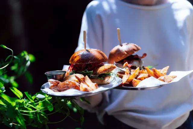BookNoFees: Reštaurácia – Hashtag Pub – Bucharest – Hashtag Pub, fotka 3