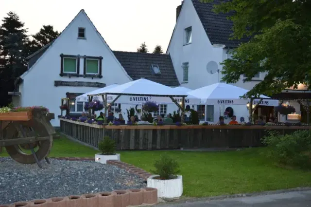 BookNoFees: Reštaurácia – Landgasthof Grevenstein – Meschede-Grevenstein – Vidiecky hostinec Grevenstein, fotka 2