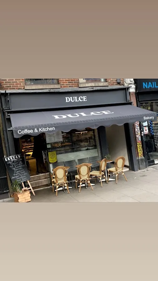 BookNoFees: Kaviareň – Dulce – London – Sladké, fotka 1