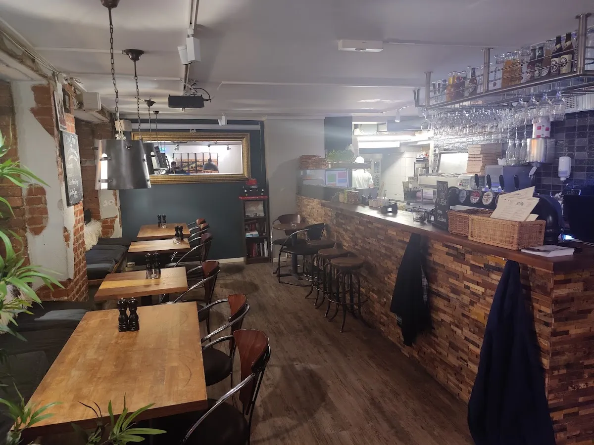 BookNoFees: Reštaurácia – Cin Cin Café – Oslo – Jedz, jedz, kaviareň, fotka 1