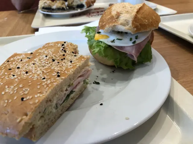 BookNoFees: Reštaurácia – Bäckerei Evertzberg – Schwelm – Pekáreň Evertzberg, fotka 3
