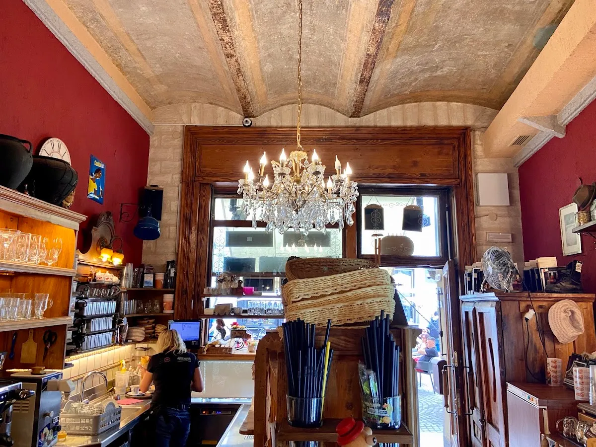 BookNoFees: Reštaurácia – Druga Violina – Ljubljana – Druhá husle, fotka 1