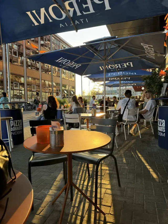 BookNoFees: Reštaurácia – De Pizzabakkers – Amsterdam – Pizzári, fotka 3