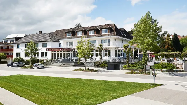 BookNoFees: Reštaurácia – Hotel Haus Griese – Möhnesee-Körbecke – Hotel Haus Griese, fotka 2