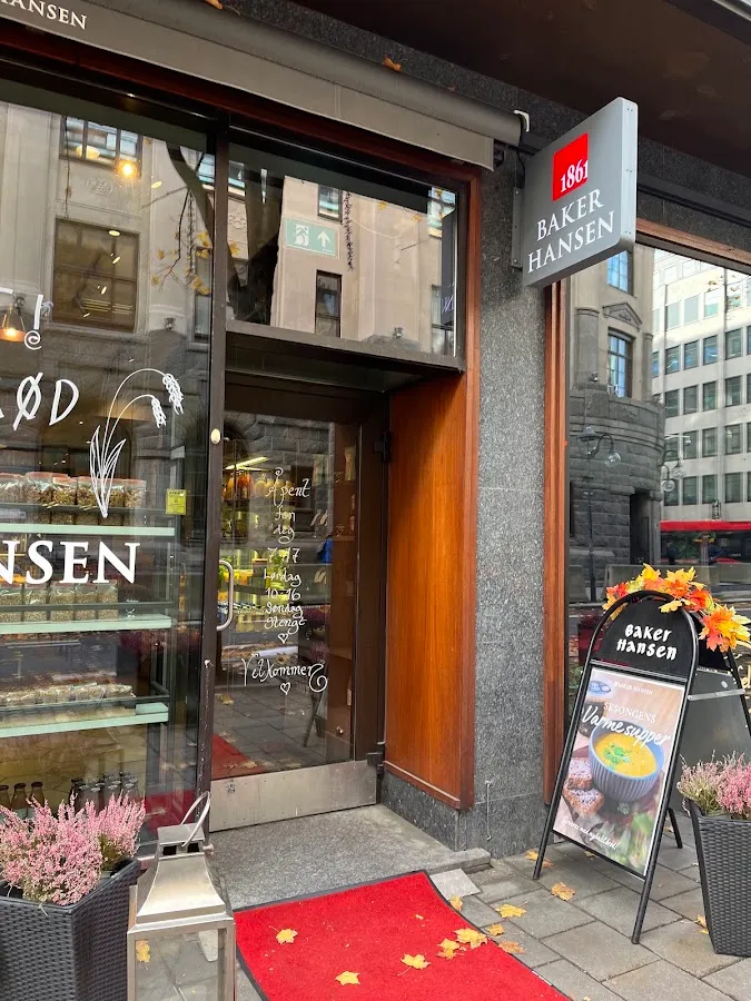 BookNoFees: Pekáreň – Baker Hansen – Oslo – Baker Hansen, fotka 1