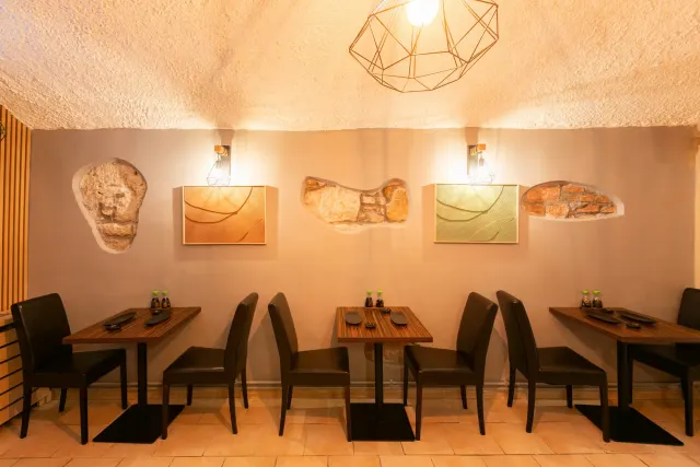 BookNoFees: Reštaurácia – Imperial Sushi – Prague – Imperial Sushi, fotka 3