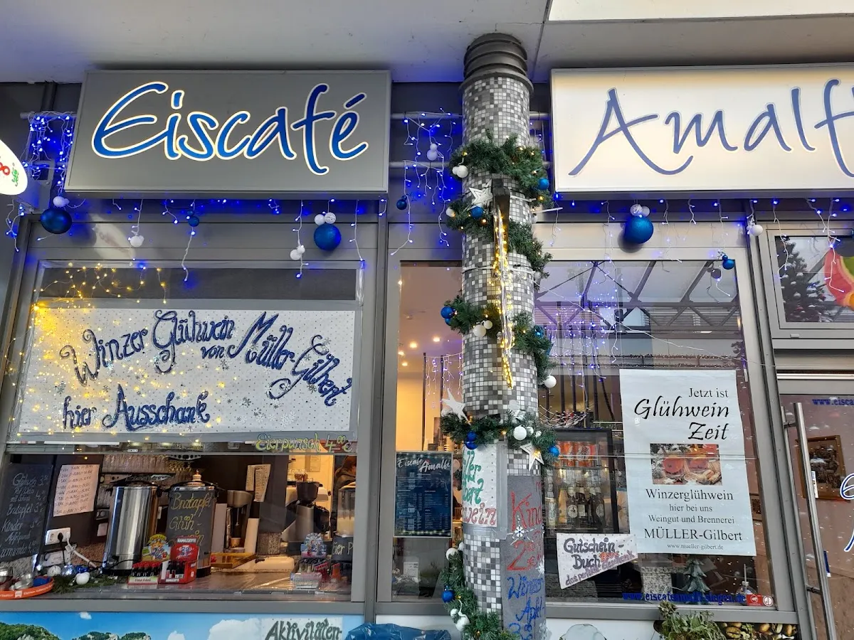 BookNoFees: Reštaurácia – Eiscafé Amalfi – Siegen – Kaviareň Amalfi, fotka 1