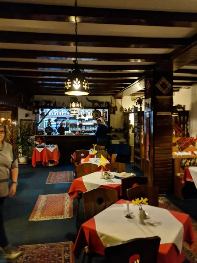 BookNoFees: Reštaurácia – Balkan Restaurant Haus Kristen – Geseke – Balkánska reštaurácia Haus Kristen, fotka 3
