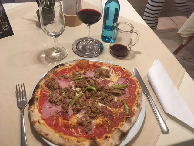 BookNoFees: Reštaurácia – La Tavola da Franco – Meschede – Stôl u Franca, fotka 3
