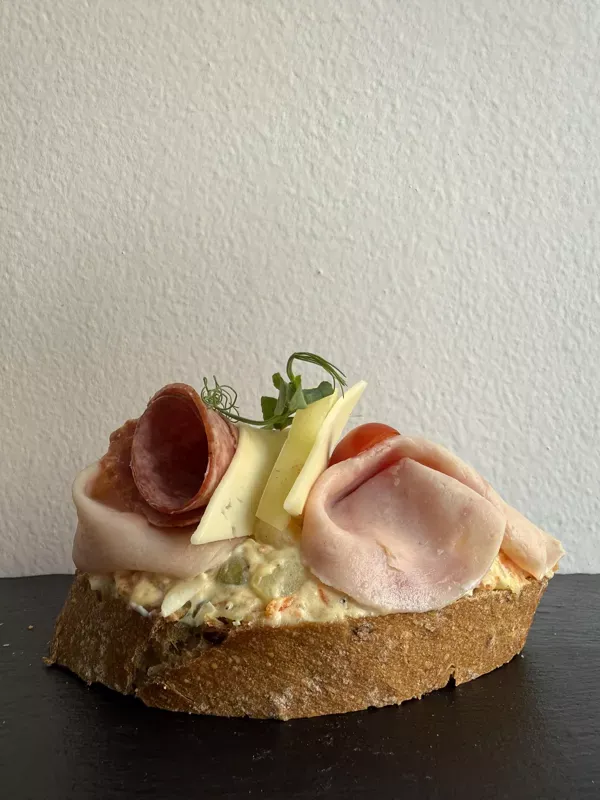 BookNoFees: Kaviareň – Doppio – Prague – Dvojitý, fotka 2