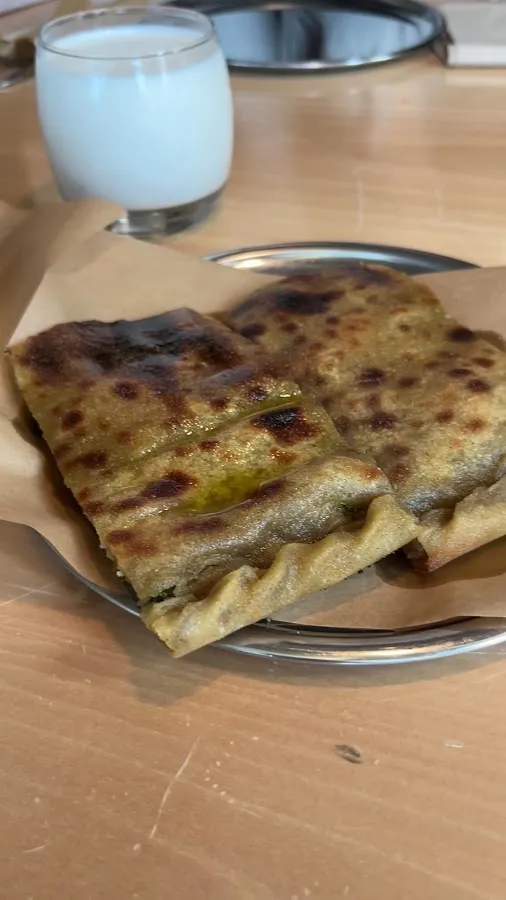 BookNoFees: Reštaurácia – Geççi Maslak – Istanbul – Prechod Maslak, fotka 3