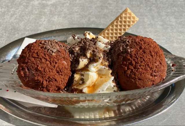 BookNoFees: Reštaurácia – Eiscafé La Dolce Vita – Schalksmühle – Eiscafé La Dolce Vita, fotka 2