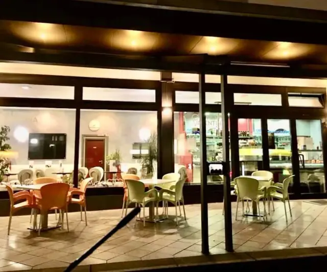 BookNoFees: Reštaurácia – Eiscafé La Dolce Vita – Schalksmühle – Eiscafé La Dolce Vita, fotka 3