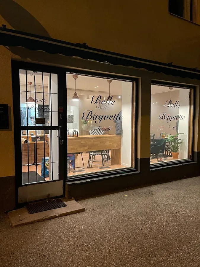 BookNoFees: Kaviareň – Belle Baguette – Helsinki – Krásna bageta, fotka 1