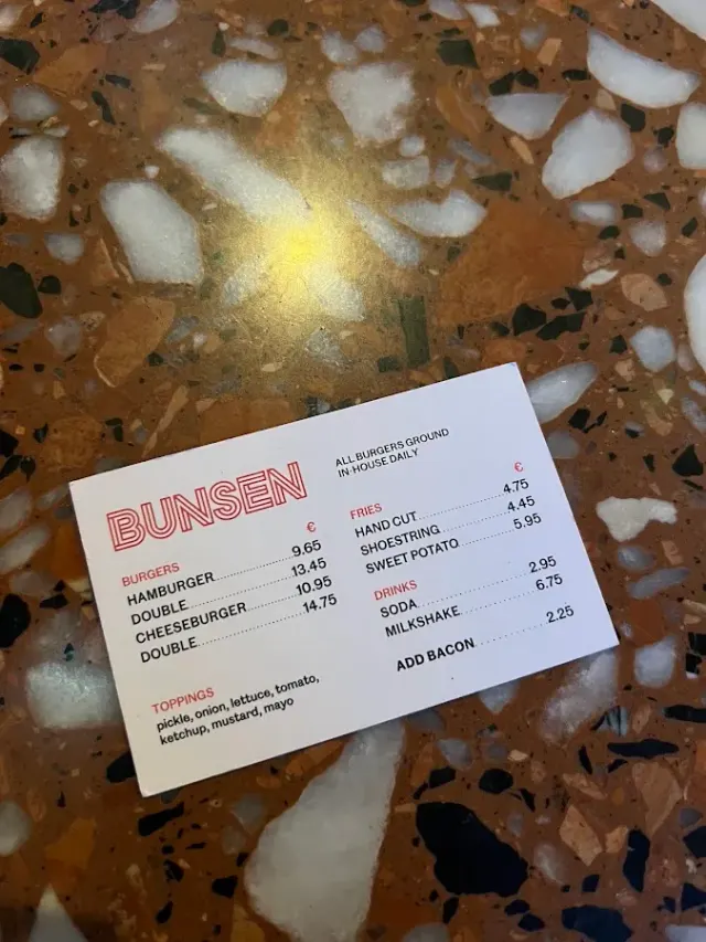 BookNoFees: Reštaurácia – Bunsen – Dublin – Bunsen, fotka 2