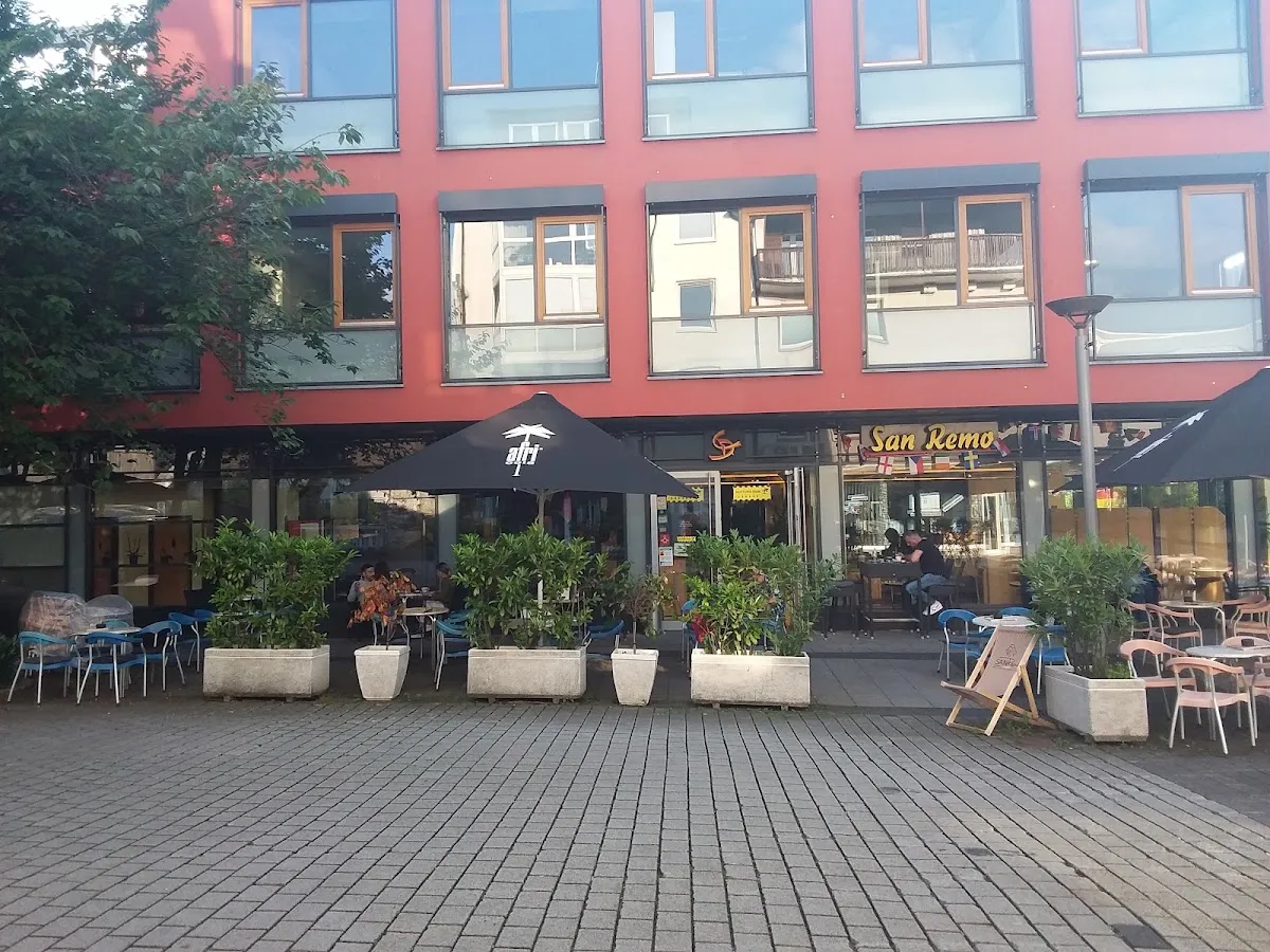 BookNoFees: Zmrzlina – Eiscafé San Remo – Iserlohn – Kaviareň San Remo, fotka 1
