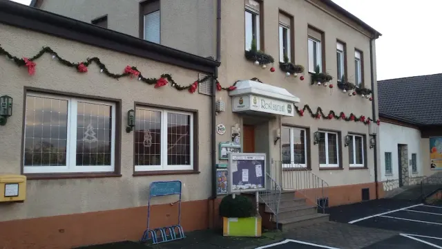 BookNoFees: Reštaurácia – Baumeister Restaurant-Pension – Kamen – Reštaurácia a penzión Baumeister, fotka 2