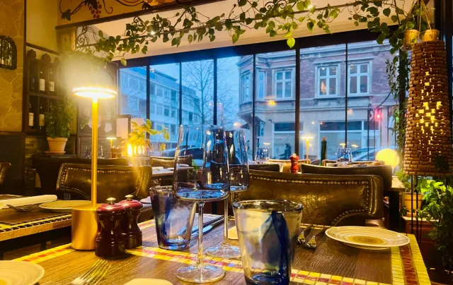 BookNoFees: Reštaurácia – Famosi E Golosi – Copenhagen – Slávni a maškrtní, fotka 2