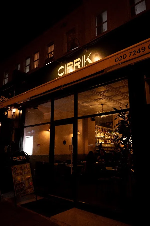 BookNoFees: Reštaurácia – Cirrik – London – Cirrik, fotka 1