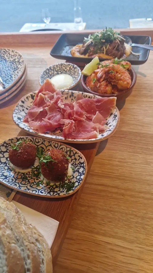 BookNoFees: Reštaurácia – Delicatessen – Oslo – Delikatesy, fotka 3