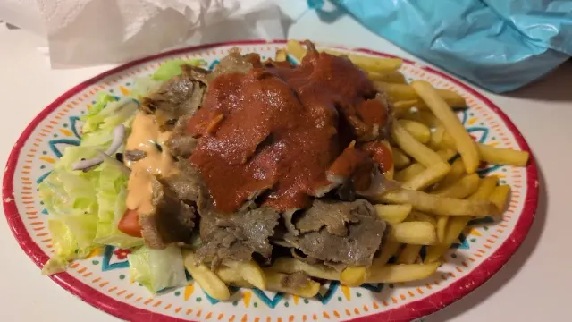 BookNoFees: Reštaurácia – Barbarossa Pizza & Kebab – Helsinki – Barbarossa Pizza & Kebab, fotka 2