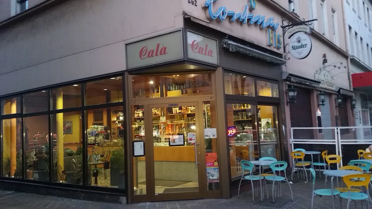 BookNoFees: Reštaurácia – Cortina Eiscafe – Herne – Cortina Eiscafe, fotka 1