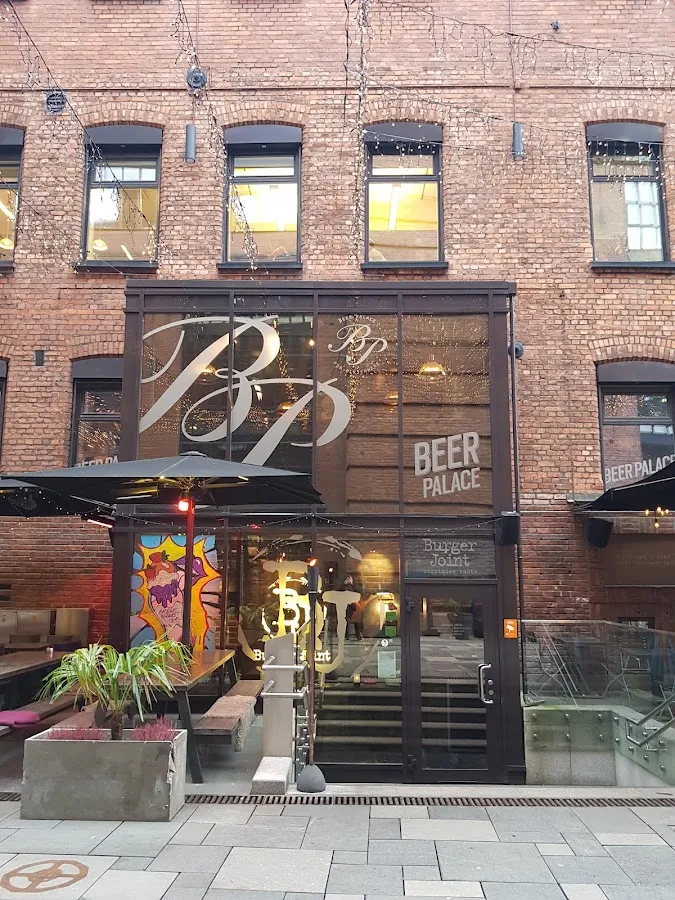 BookNoFees: Reštaurácia – Burger Joint – Oslo – Burger Joint, fotka 1