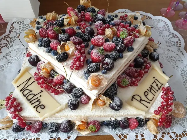 BookNoFees: Pekáreň – Bäckerei & Café Becker – Meschede – Pekáreň a kaviareň Becker, fotka 3