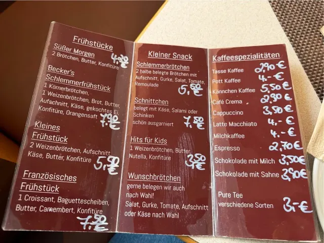 BookNoFees: Pekáreň – Bäckerei & Café Becker – Meschede – Pekáreň a kaviareň Becker, fotka 2