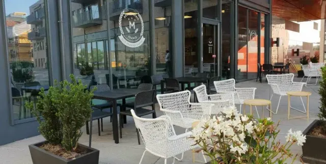 BookNoFees: Kaviareň – Boulangerie M – Oslo – Pekáreň M, fotka 2