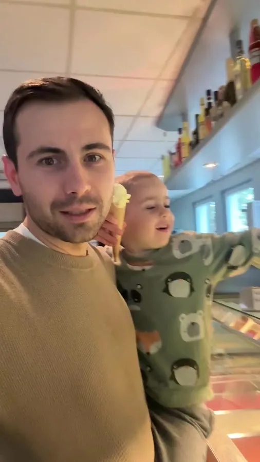BookNoFees: Reštaurácia – Eiscafé Venezia – Breckerfeld – Kaviareň Eiscafé Venezia, fotka 3