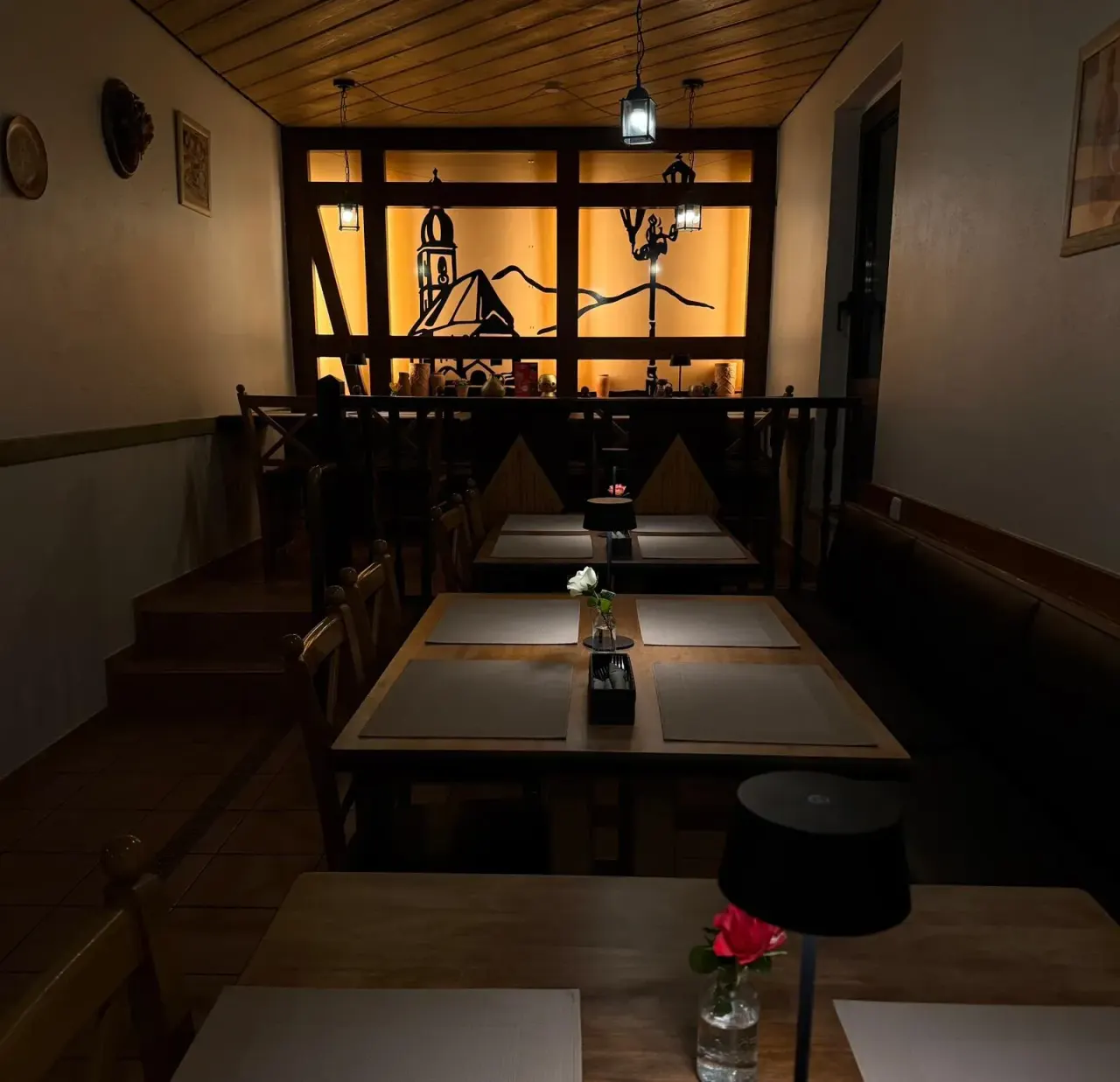 BookNoFees: Reštaurácia – Pizzeria zur Laterne – Attendorn – Pizzeria „Zur Laterne“, fotka 1