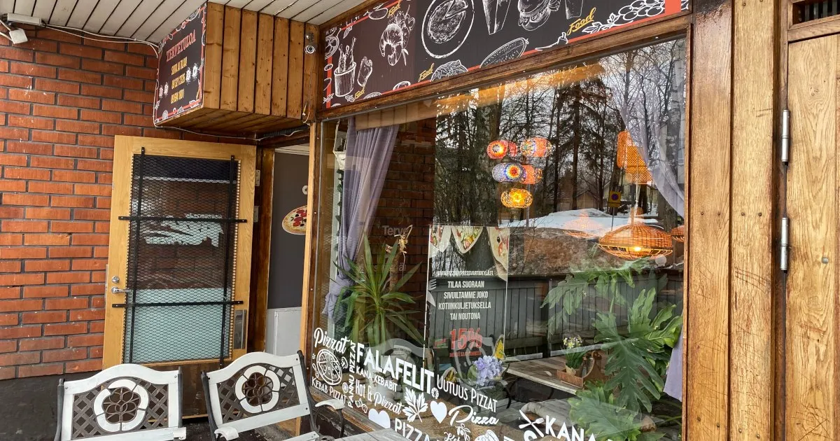 BookNoFees: Reštaurácia – Vartiokylä Pizzeria – Helsinki – Pizzeria Vartiokylä, fotka 1