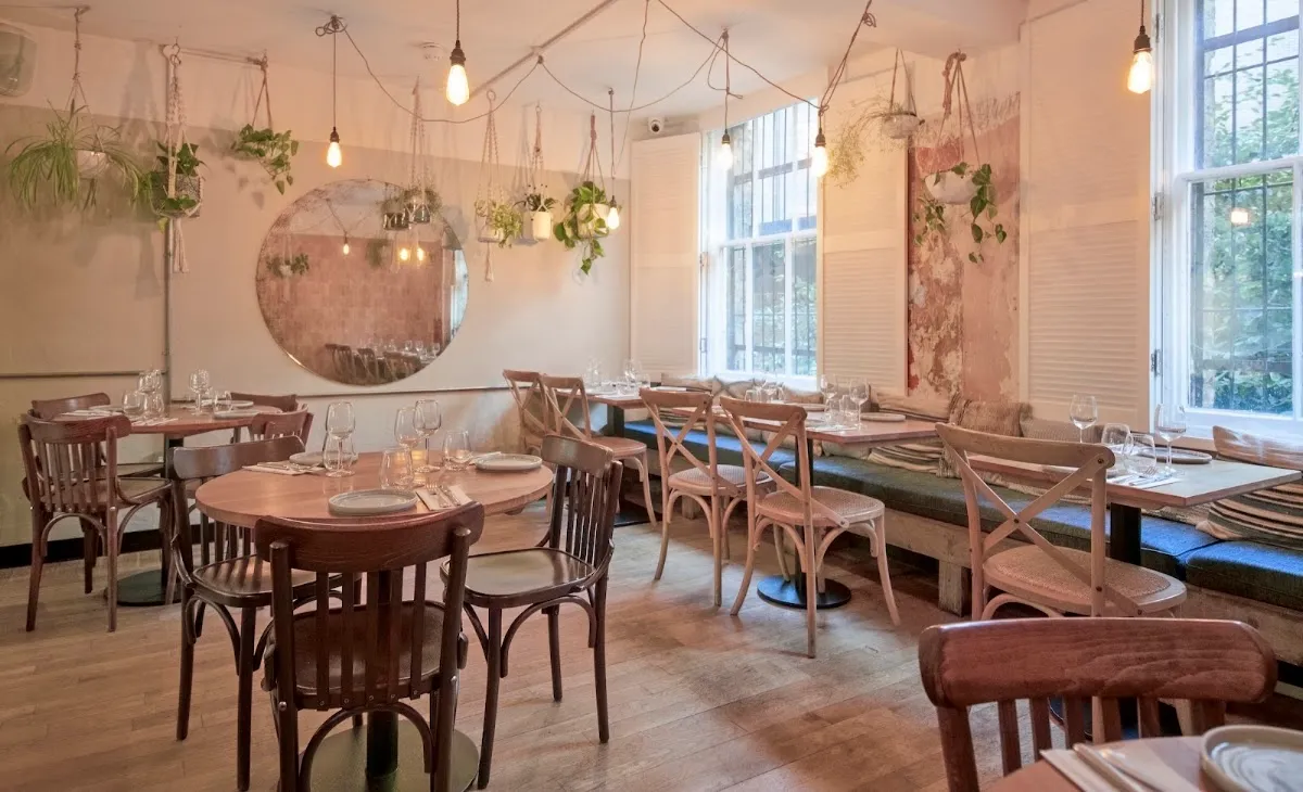 BookNoFees: Reštaurácia – Delamina East – London – Delamina East, fotka 1