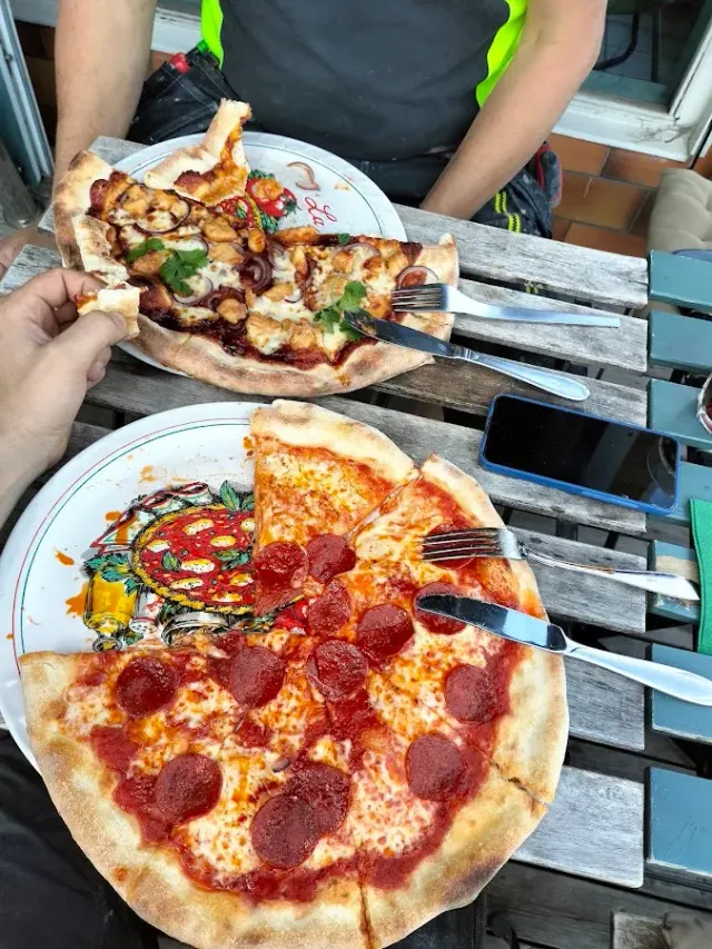BookNoFees: Reštaurácia – Vår Pizza – Stockholm – Vår Pizza, fotka 2