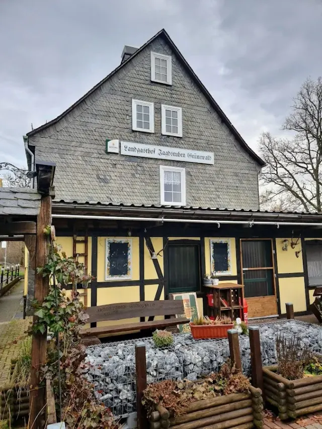 BookNoFees: Reštaurácia – Landgasthof Jagdstuben Grünewald – Bad Berleburg – Vidiecka hostinec Jagdstuben Grünewald, fotka 3
