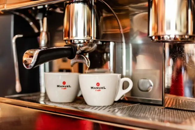 BookNoFees: Zmrzlina – Eiscafé Venezia – Soest – Kaviareň Eiscafé Venezia, fotka 3